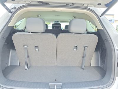 2026 Kia Sorento — photo 8 view
