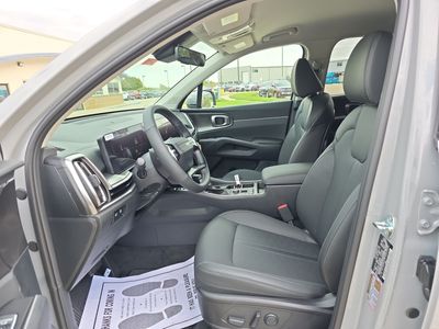 2026 Kia Sorento — photo 13 view