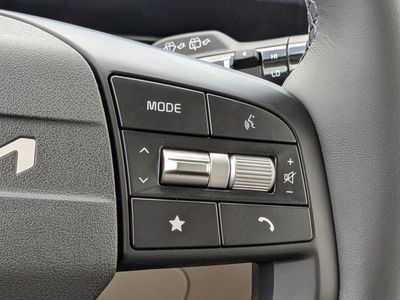 2026 Kia Sportage — photo 32 view