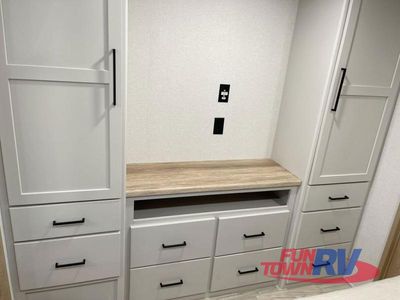 2025 Forest River RV Sierra - Photo 10
