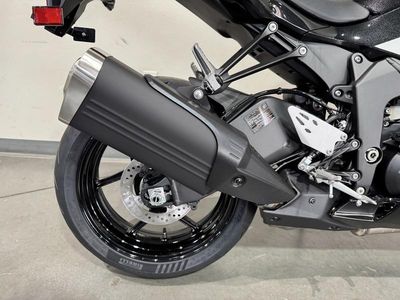 2026 Kawasaki Ninja ZX-6R ABS - Photo 13