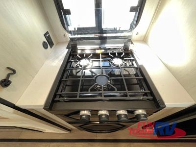 2026 Forest River RV Cherokee Arctic Wolf - Photo 18