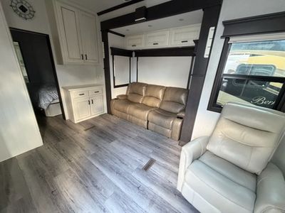 2021 DRV Mobile Suites Luxury - Photo 7