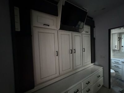 2021 DRV Mobile Suites Luxury - Photo 2