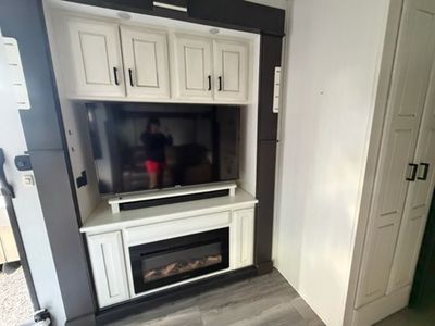 2021 DRV Mobile Suites Luxury - Photo 4