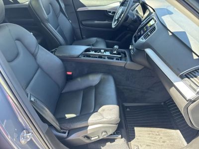 2023 Volvo XC90 — photo 13 view
