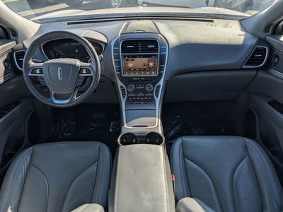 2019 Lincoln Nautilus — photo 12 view