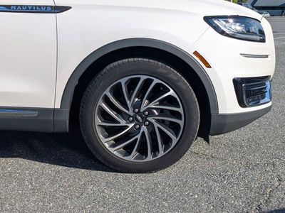 2019 Lincoln Nautilus — photo 10 view