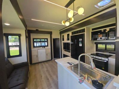 2026 Forest River RV Rogue — photo 12 view
