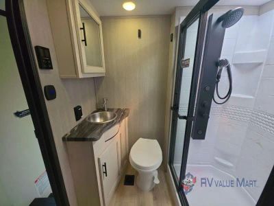 2026 Forest River RV Rogue — photo 27 view