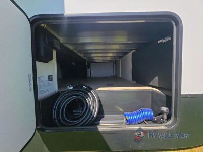 2026 Forest River RV Rogue — photo 7 view