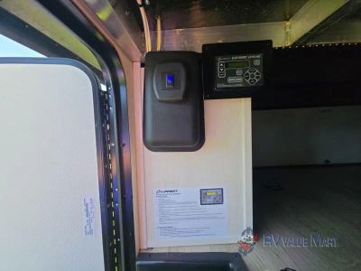 2026 Forest River RV Rogue — photo 8 view