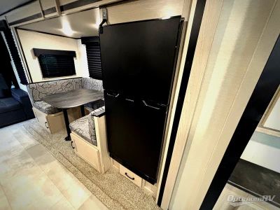 2022 Coachmen Apex Ultra-Lite — photo 12 view