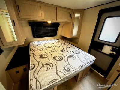 2022 Coachmen Apex Ultra-Lite — photo 7 view