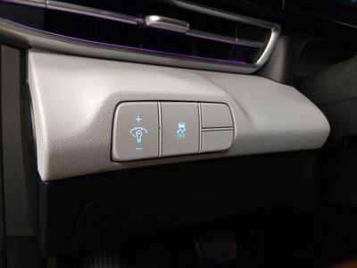 2024 Hyundai Elantra - Photo 13