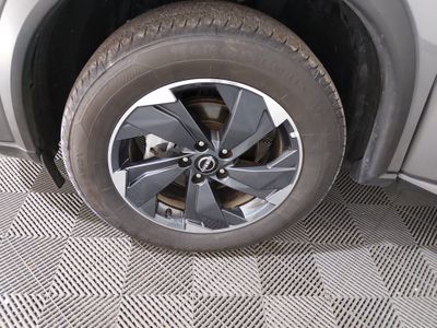 2024 Nissan Rogue — photo 10 view