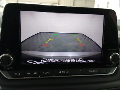2024 Nissan Rogue — photo 16 view