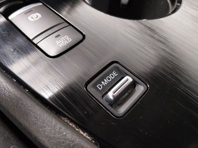 2024 Nissan Rogue — photo 18 view