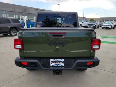 2022 Jeep Gladiator — interior view