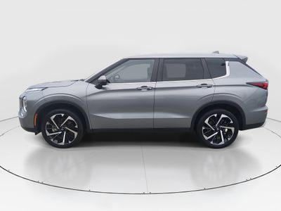 2024 Mitsubishi Outlander - Photo 4