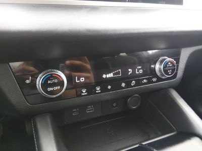 2024 Mitsubishi Outlander - Photo 19