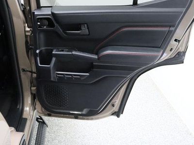 2025 Toyota 4Runner 4WD - Photo 39