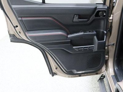 2025 Toyota 4Runner 4WD - Photo 31