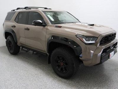 2025 Toyota 4Runner 4WD - Photo 4