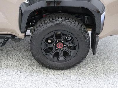 2025 Toyota 4Runner 4WD - Photo 10