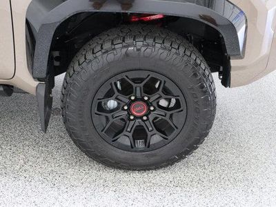 2025 Toyota 4Runner 4WD - Photo 5