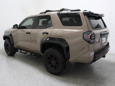 2025 Toyota 4Runner 4WD - Photo 9