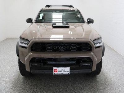 2025 Toyota 4Runner 4WD - Photo 3
