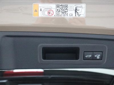 2025 Toyota 4Runner 4WD - Photo 38