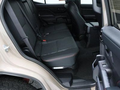 2025 Toyota 4Runner 4WD - Photo 40