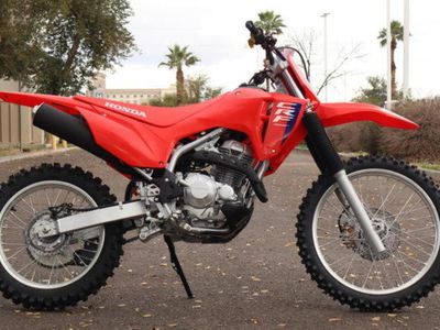 2026 Honda CRF300F - Photo 8