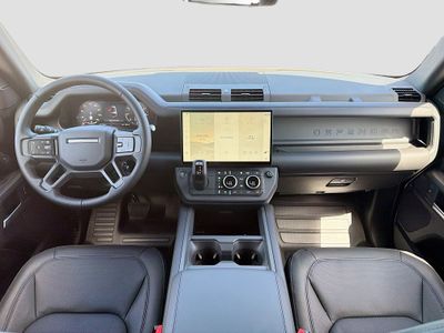 2026 Land Rover Defender 130 - Photo 16