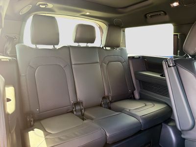 2026 Land Rover Defender 130 - Photo 21