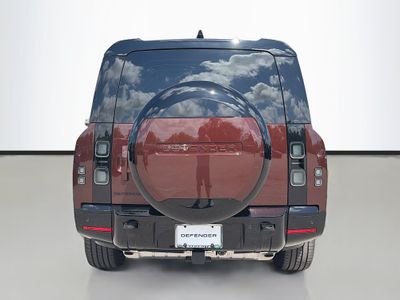 2026 Land Rover Defender 130 - Photo 4
