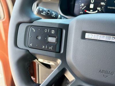 2026 Land Rover Defender 130 - Photo 39