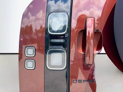2026 Land Rover Defender 130 - Photo 10