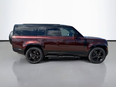2026 Land Rover Defender 130 - Photo 6
