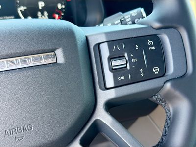 2026 Land Rover Defender 130 - Photo 40