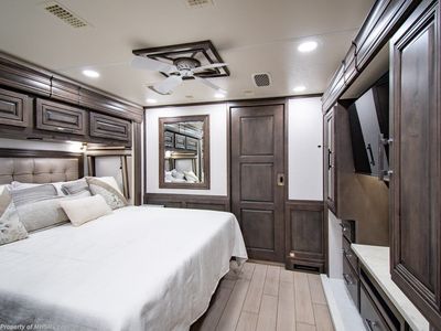 2026 Entegra Coach Anthem - Photo 28