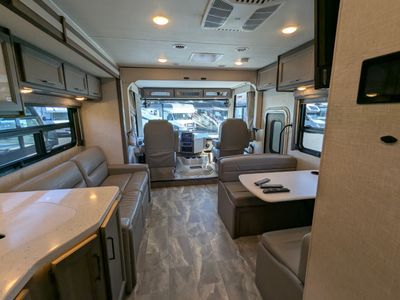 2023 Thor Motor Coach Windsport — photo 16 view