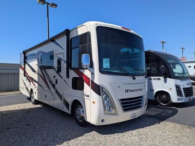 2023 Thor Motor Coach Windsport — photo 30 view