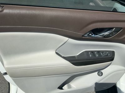 2020 GMC Acadia — photo 15 view