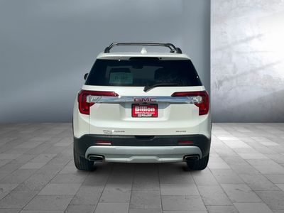 2020 GMC Acadia — detail view