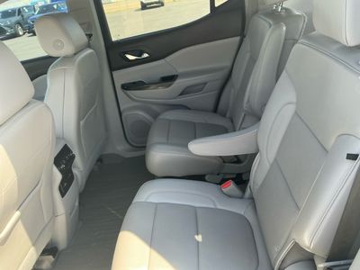 2020 GMC Acadia — photo 16 view