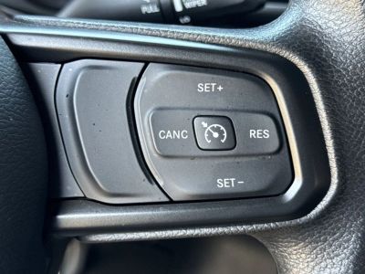 2024 Jeep Wrangler — photo 26 view