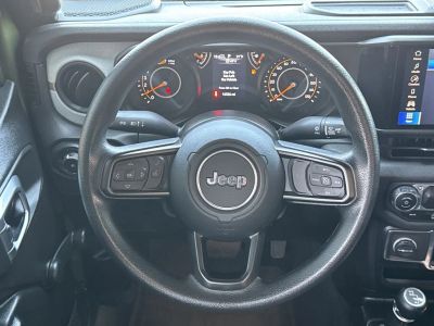 2024 Jeep Wrangler — photo 22 view